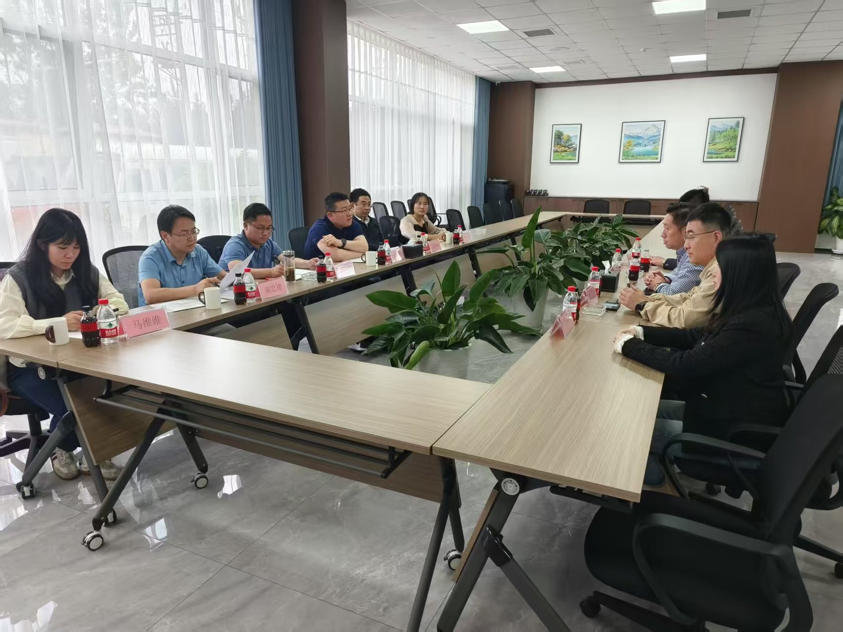 县委常委、县政府常务副县长祝鹤鸣一行赴青岛考察学习
